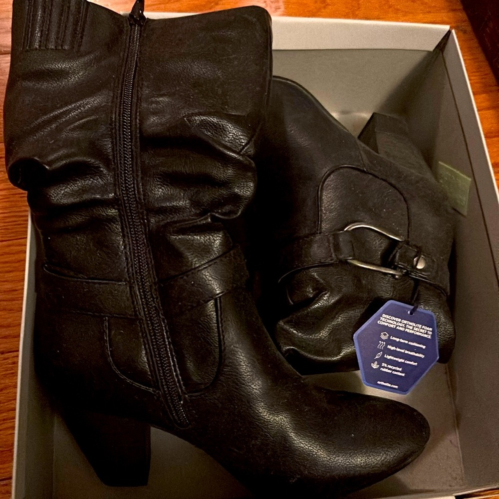 ORTHOLITE BLACK BOOTS